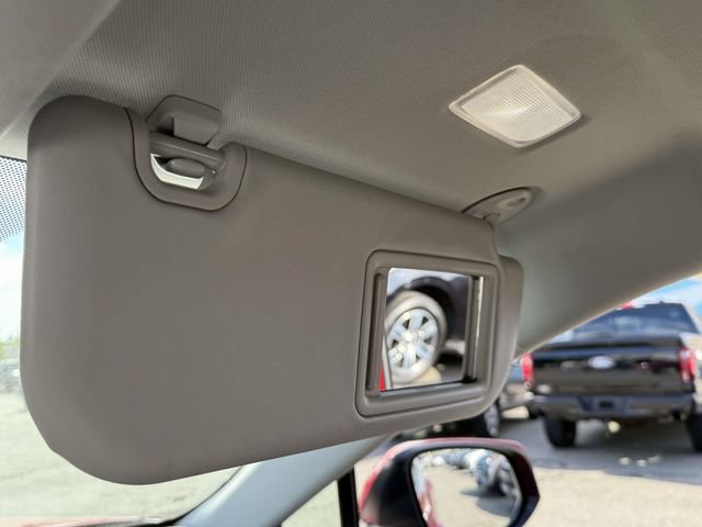 Used 2025 Toyota RAV4 XLE AWD/4WD image 28