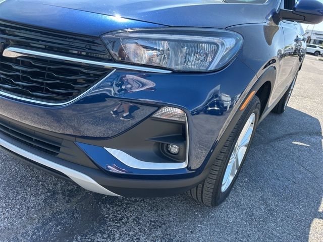 Used 2023 Buick Encore GX Preferred w/ Cold Weather Comfort Package AWD/4WD image 9