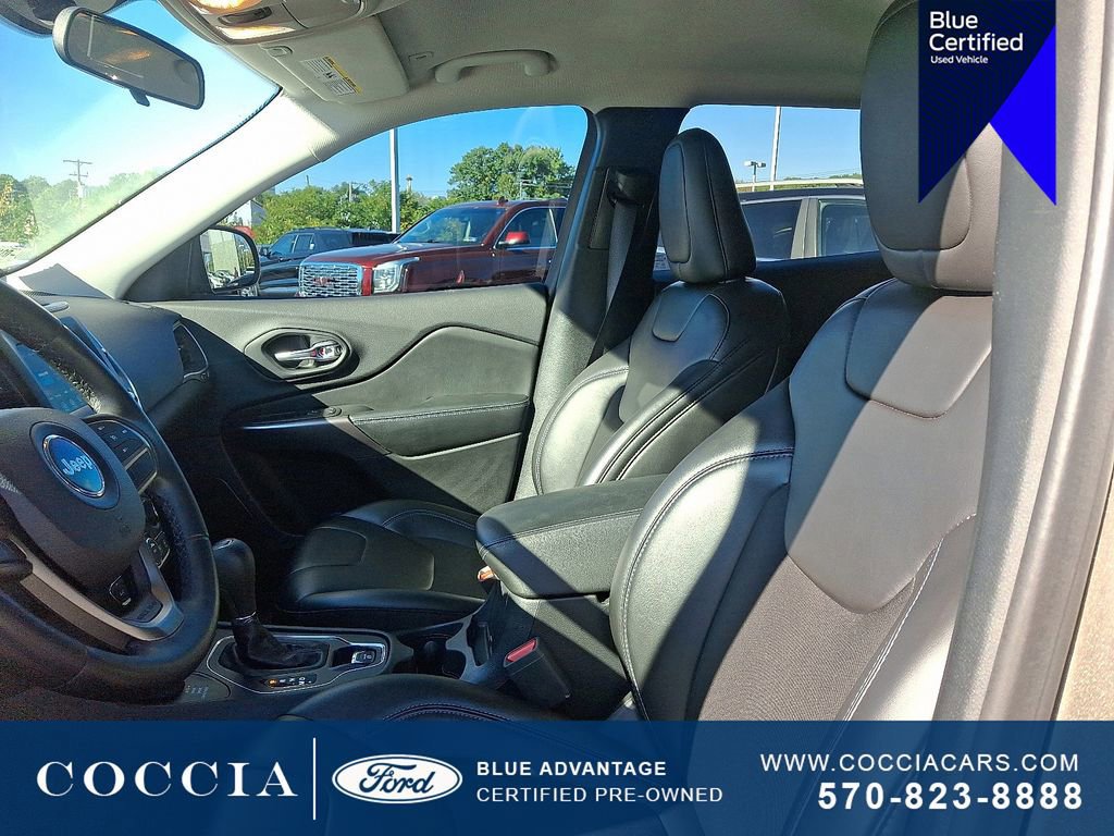 Used 2019 Jeep Cherokee Latitude Plus image 14