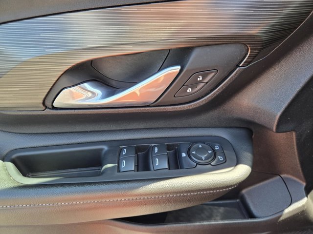 Used 2024 GMC Terrain SLE AWD/4WD image 18