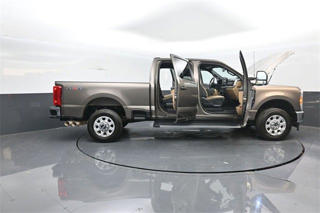 Certified 2023 Ford F350 XLT image 36
