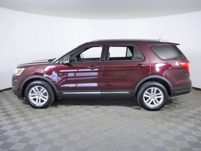 Certified 2018 Ford Explorer XLT w/ Equipment Group 202A AWD/4WD image 6