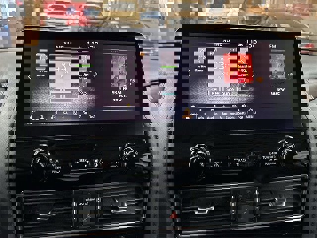 Used 2022 Nissan Armada SL w/ Captain's Chairs Package image 16