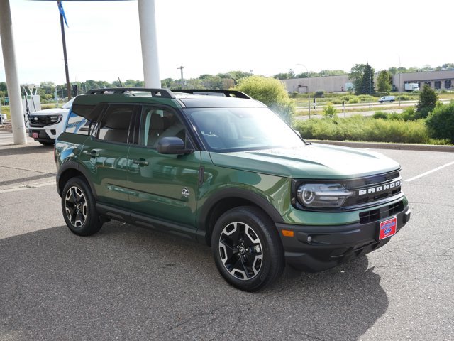 Certified 2023 Ford Bronco Sport Outer Banks w/ Tech Package AWD/4WD image 3