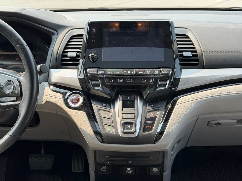 Used 2024 Honda Odyssey Touring image 11