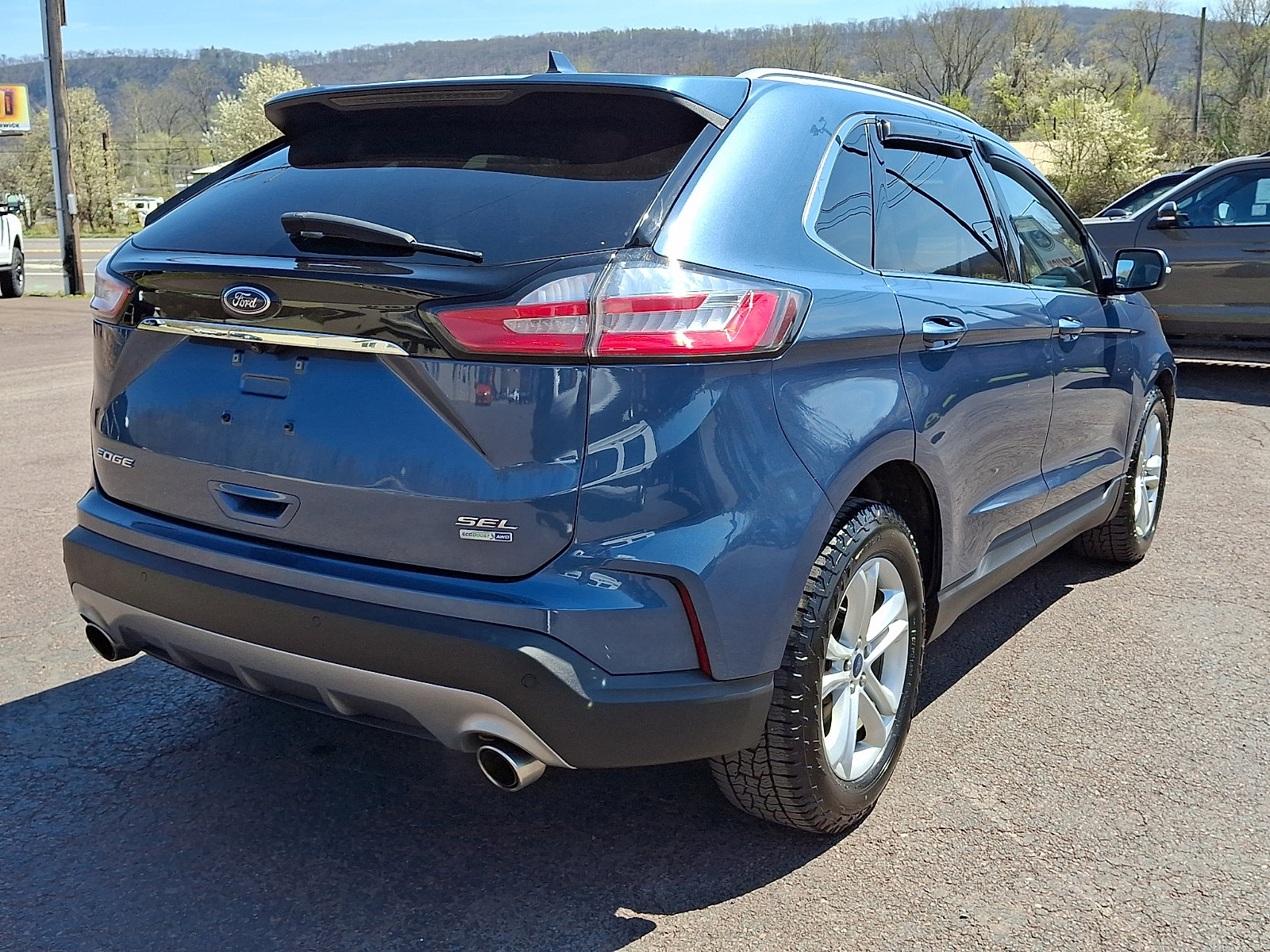 Certified 2019 Ford Edge SEL image 10