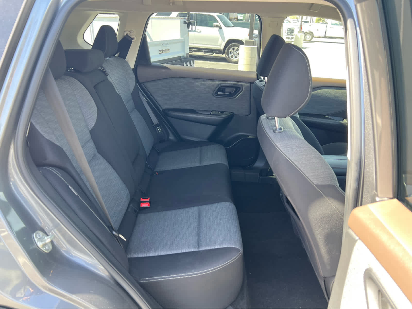 Used 2021 Nissan Rogue S AWD/4WD image 25
