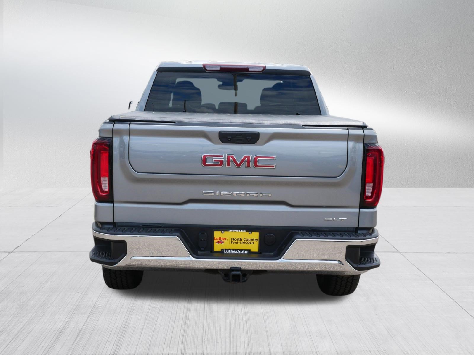 Used 2024 GMC Sierra 1500 SLT AWD/4WD image 6