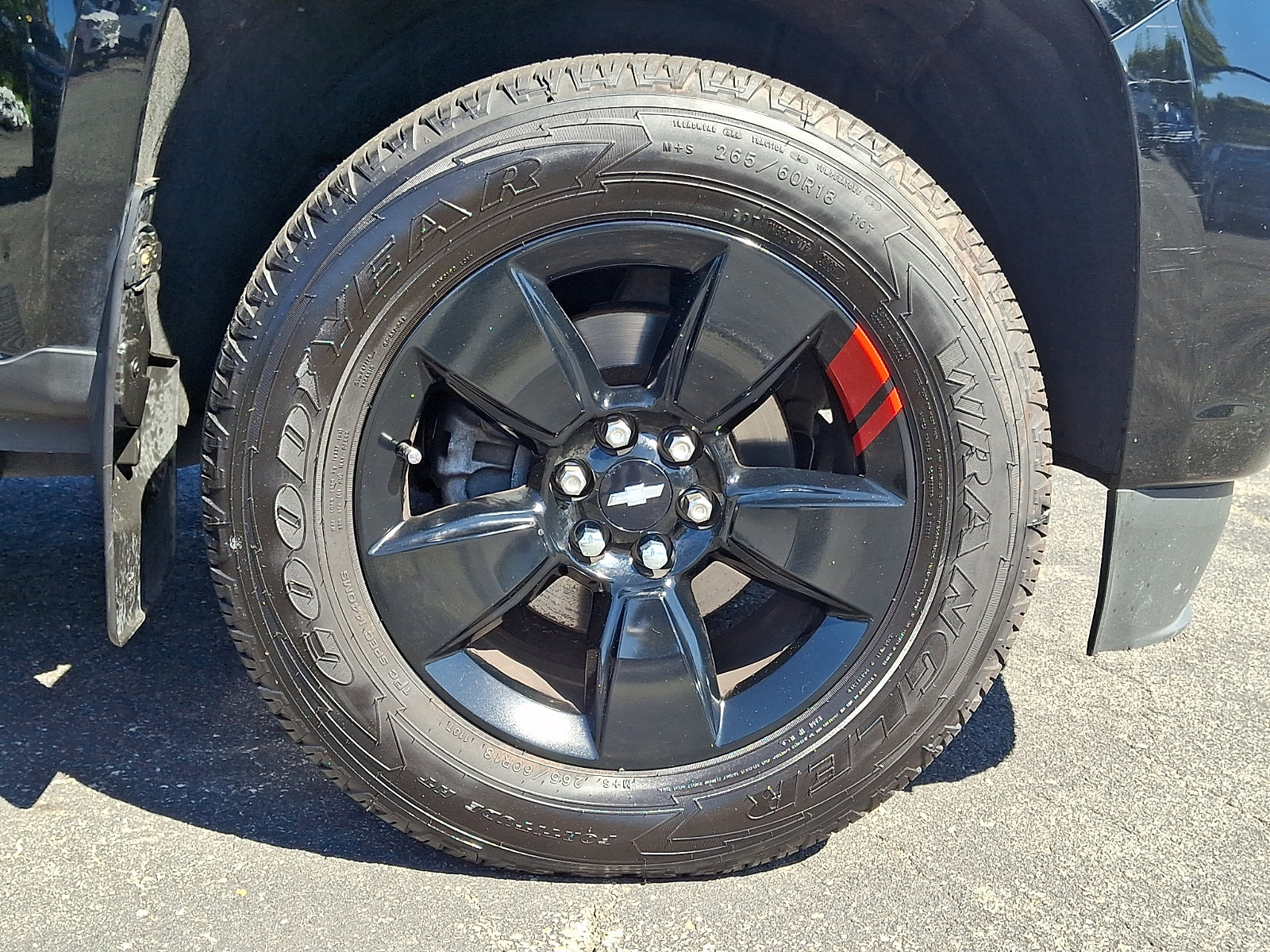 Used 2021 Chevrolet Colorado LT w/ Redline Special Edition AWD/4WD image 8