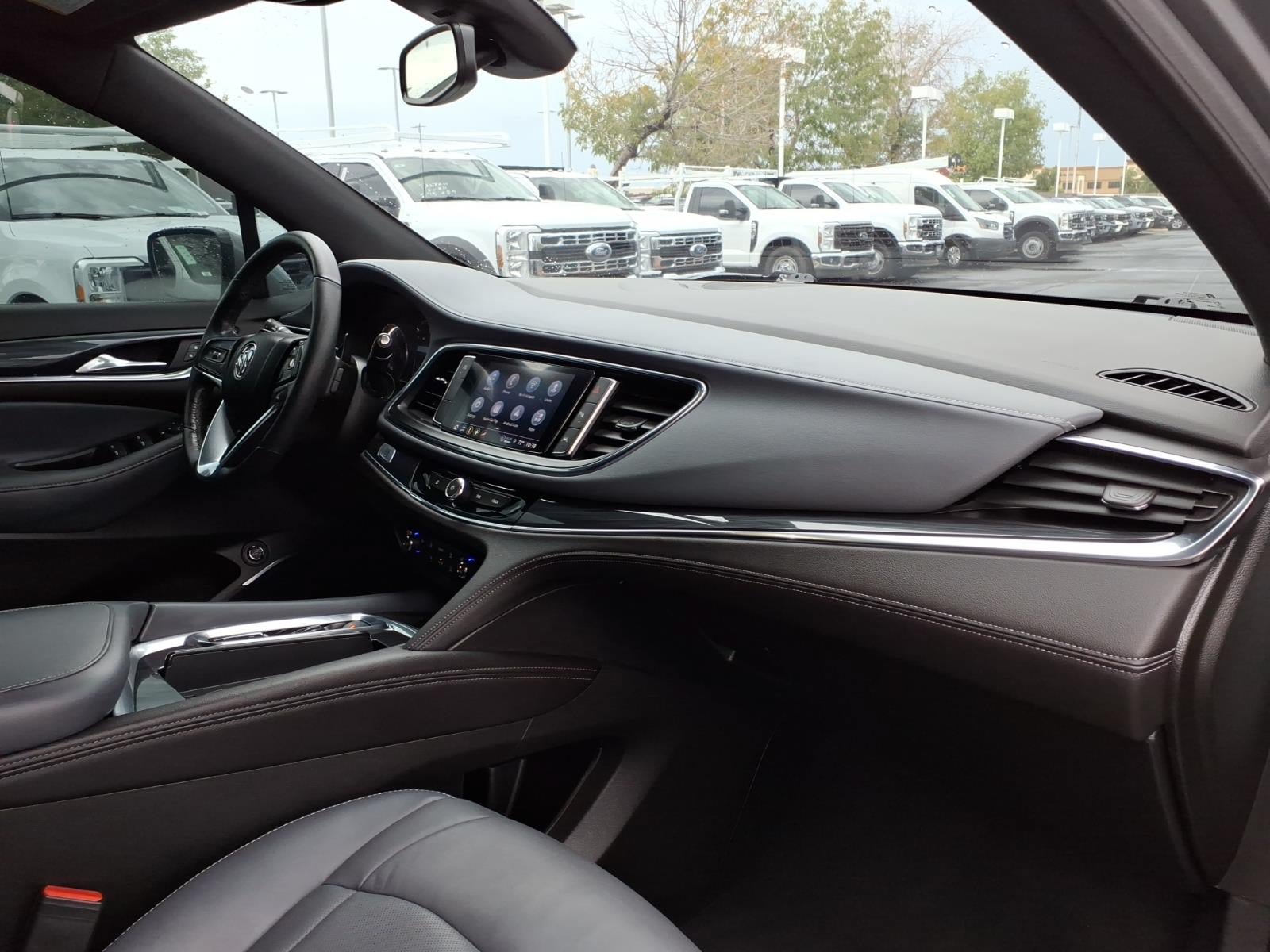 Used 2024 Buick Enclave Essence FWD image 10