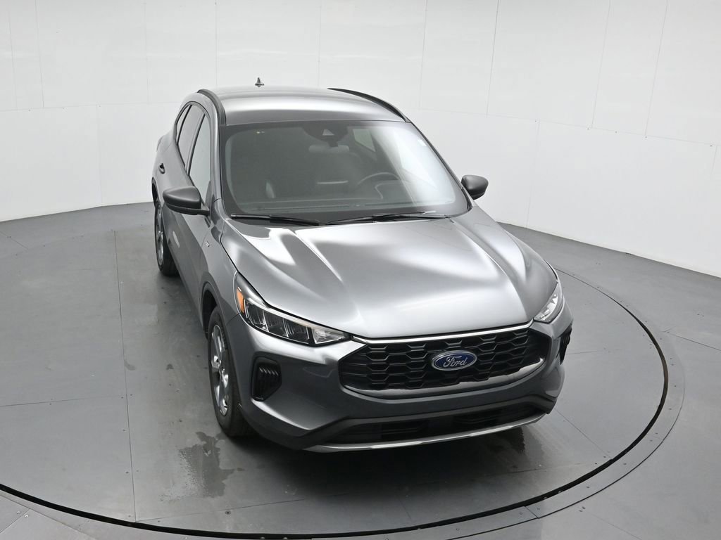 Certified 2025 Ford Escape ST-Line image 3