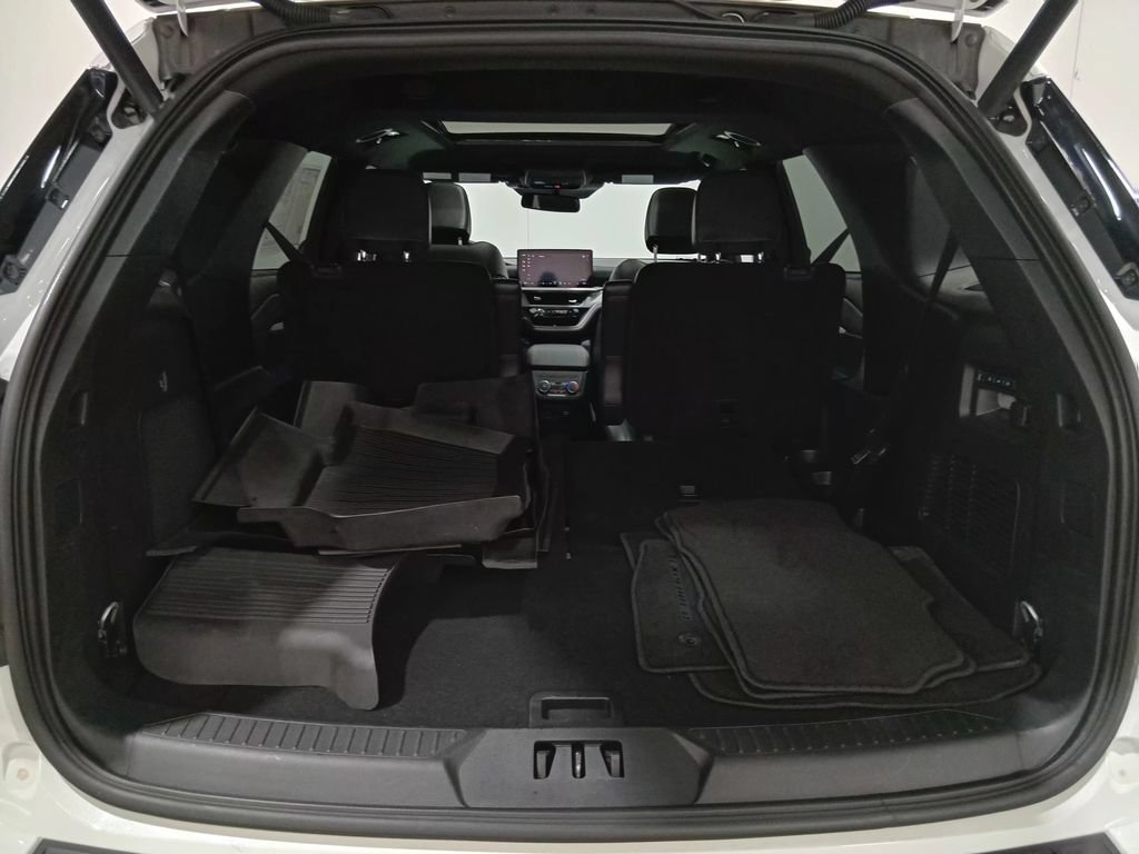 Certified 2025 Ford Explorer ST w/ Sun And Sound Package AWD/4WD image 6