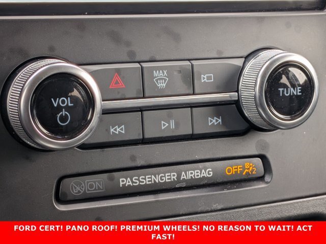 Certified 2024 Ford Edge Titanium w/ Equipment Group 301A AWD/4WD image 20
