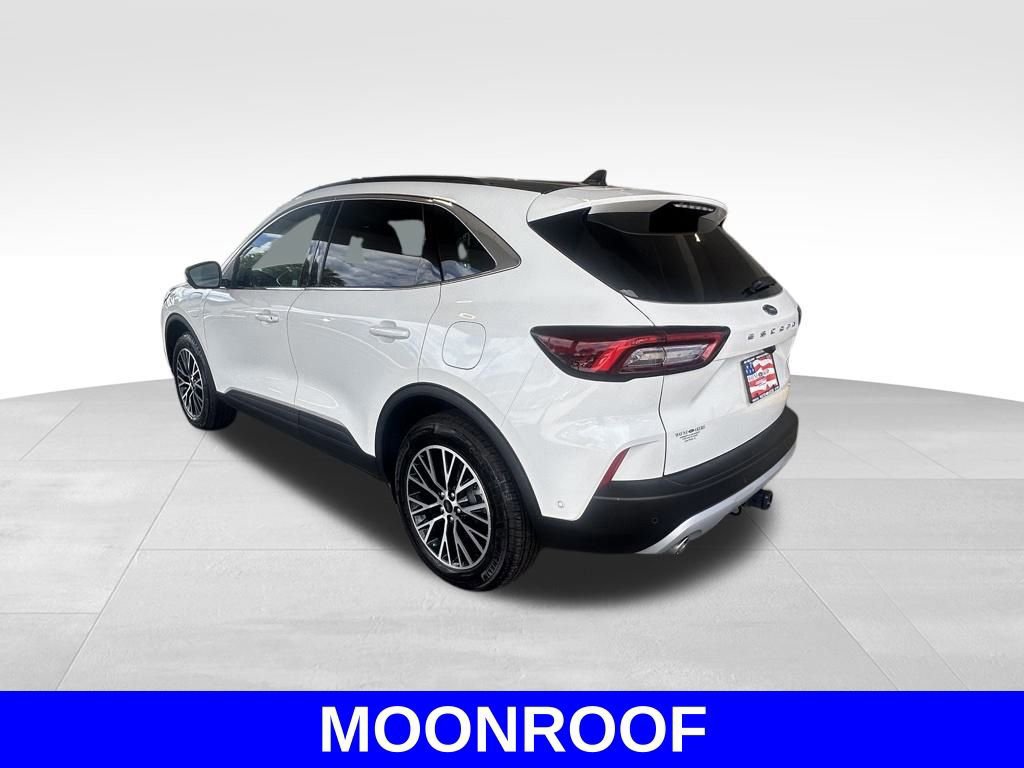 Certified 2024 Ford Escape SE w/ PHEV Premium Package image 5