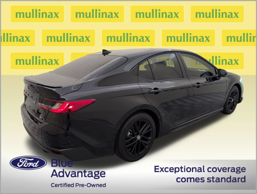Used 2026 Toyota Camry SE w/ Convenience Package FWD image 3