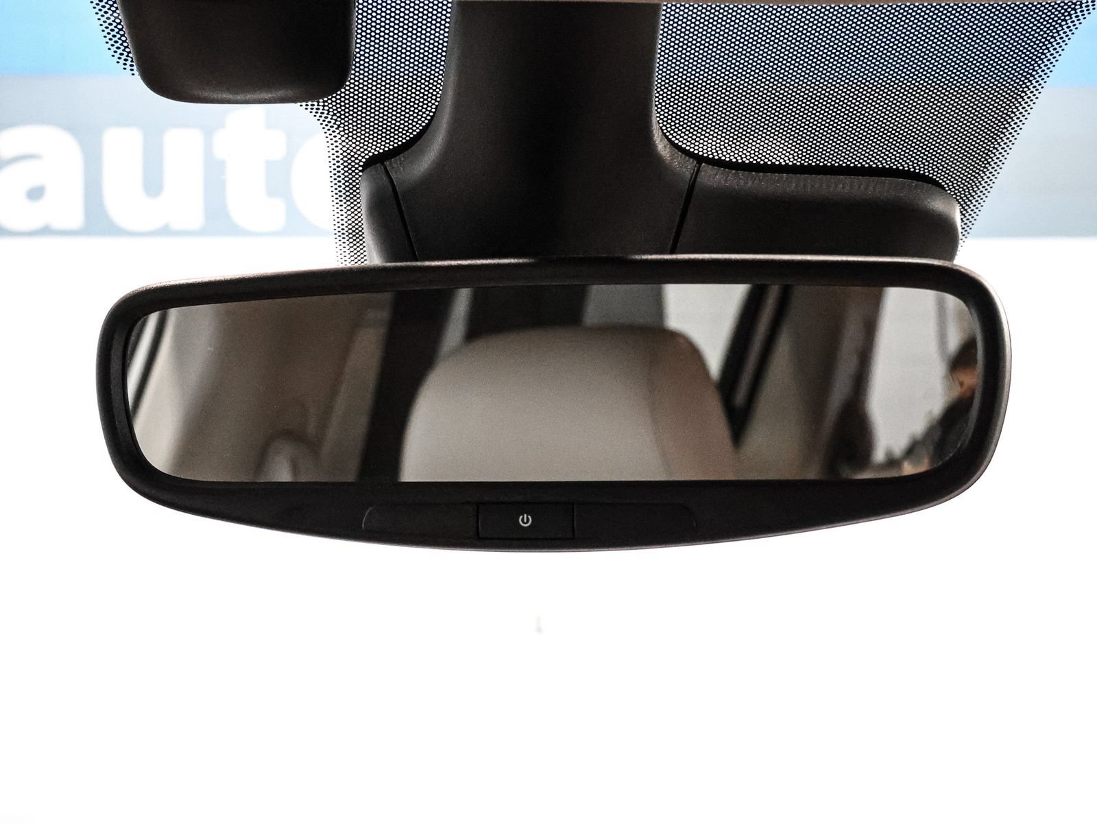 Used 2021 Chrysler Pacifica Touring-L FWD image 31