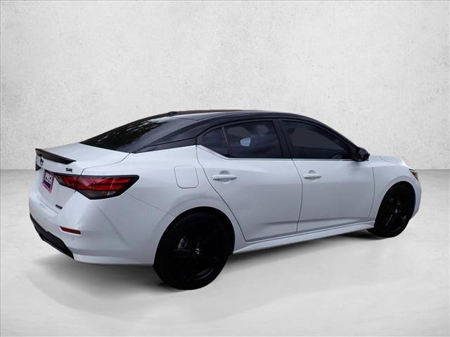 Used 2022 Nissan Sentra SR w/ Midnight Edition FWD image 4