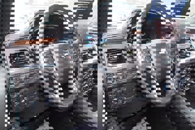 Used 2023 Chevrolet Tahoe Premier image 18