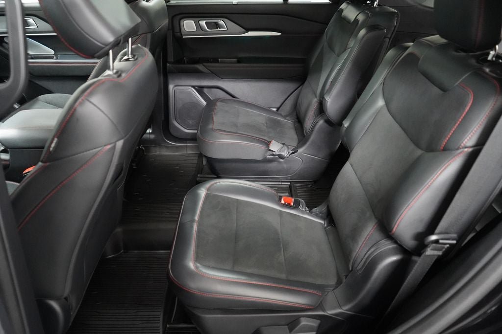 Certified 2025 Ford Explorer ST AWD/4WD image 19