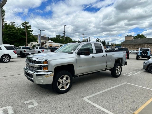 Used 2019 Chevrolet Silverado 2500 W/T w/ Snow Plow Prep Package AWD/4WD image 7