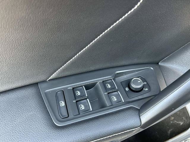 Used 2022 Volkswagen Tiguan SE R-Line FWD image 27