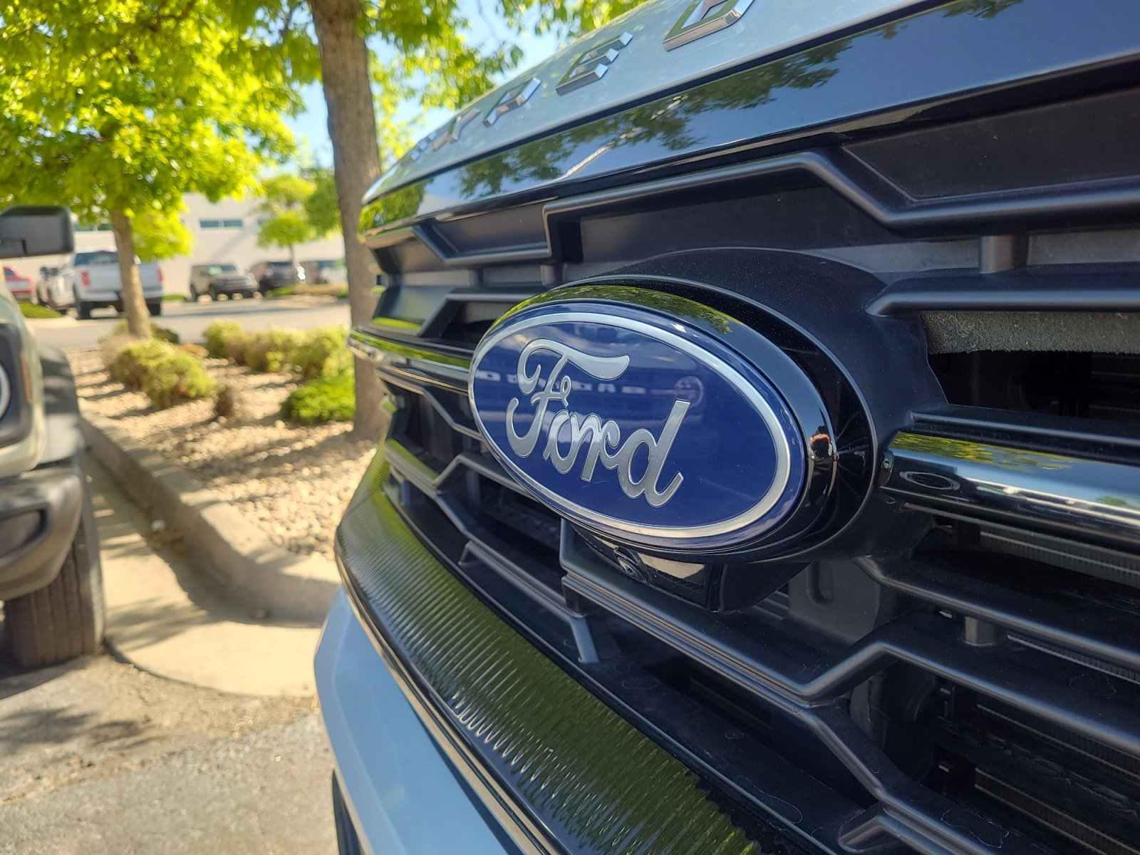Certified 2025 Ford Expedition Active AWD/4WD image 23