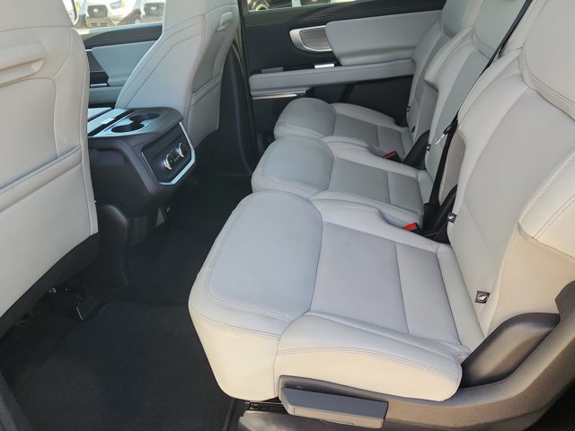Certified 2025 Ford Expedition Max Platinum AWD/4WD image 10