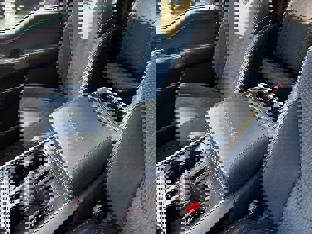 Certified 2022 Ford F150 Raptor w/ Raptor 37 Performance Package image 46