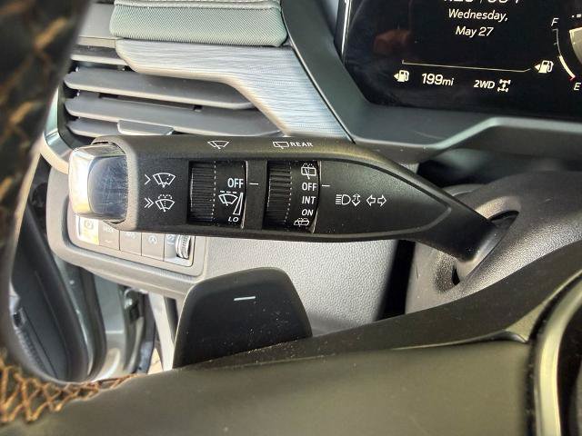 Used 2025 GMC Acadia AT4 w/ Luxury Package AWD/4WD image 25