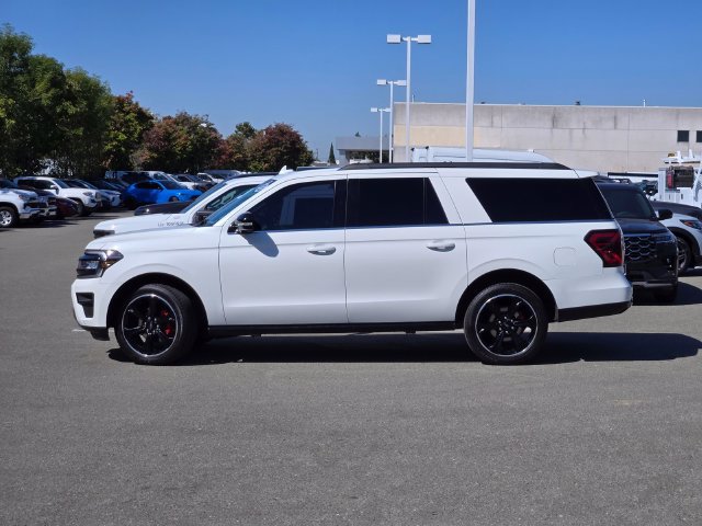 Certified 2023 Ford Expedition Max Limited RWD image 3