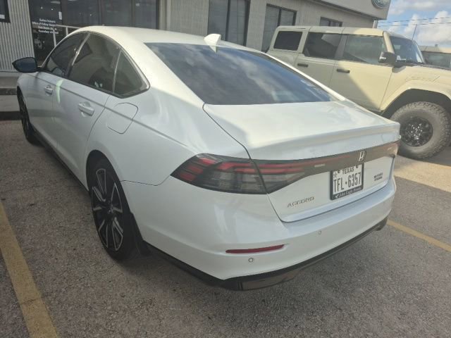 Used 2023 Honda Accord Touring image 4