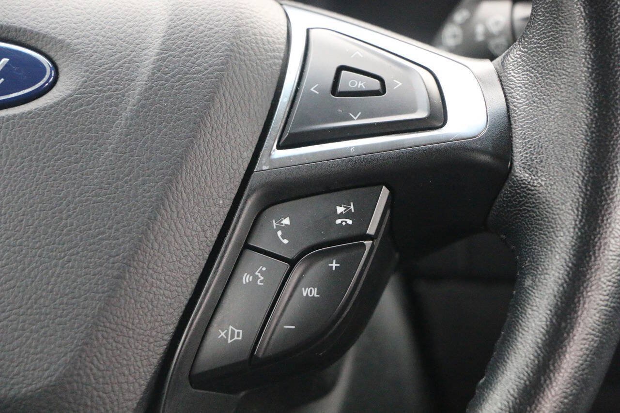 Certified 2024 Ford Edge Titanium AWD/4WD image 19