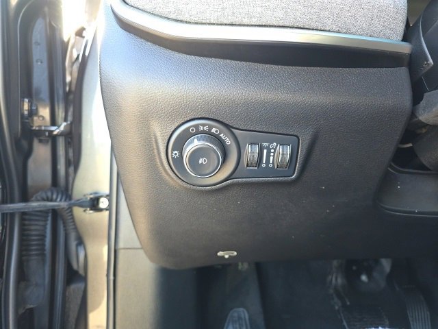 Used 2022 Jeep Compass Latitude w/ Convenience Group image 23