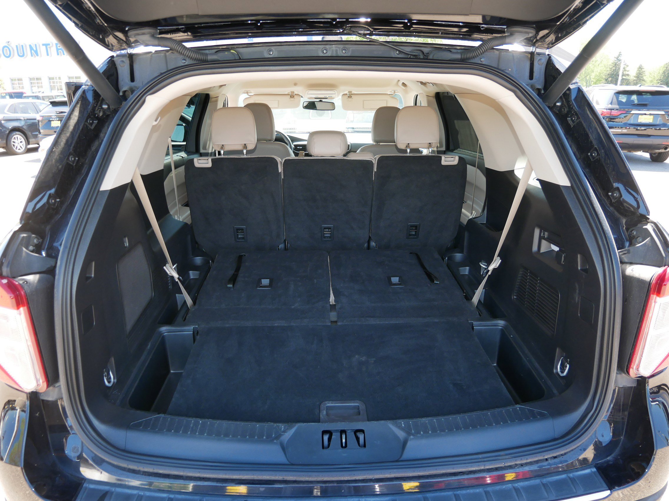 Certified 2023 Ford Explorer Limited AWD/4WD image 18