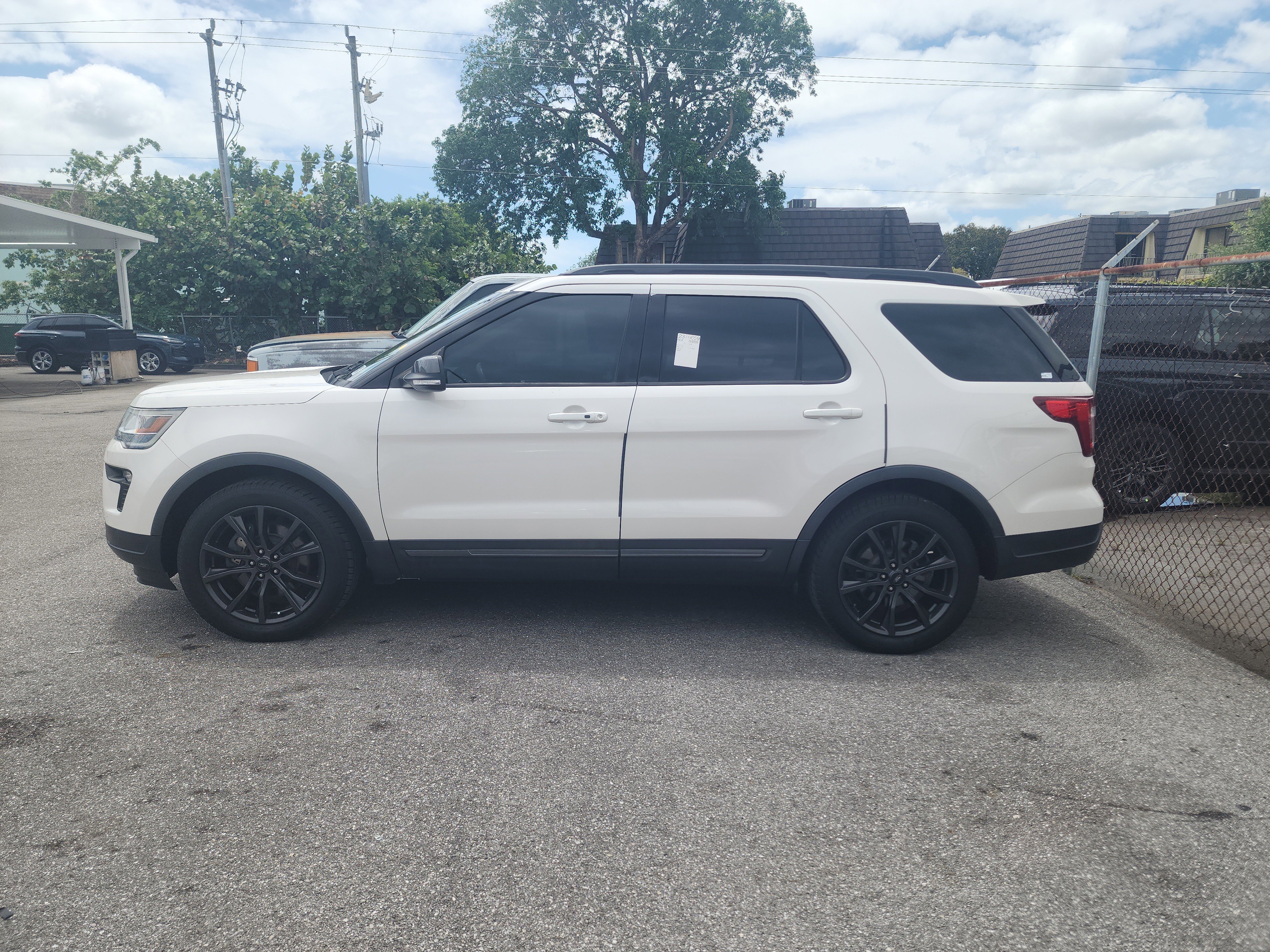 Certified 2018 Ford Explorer XLT w/ Equipment Group 202A image 2