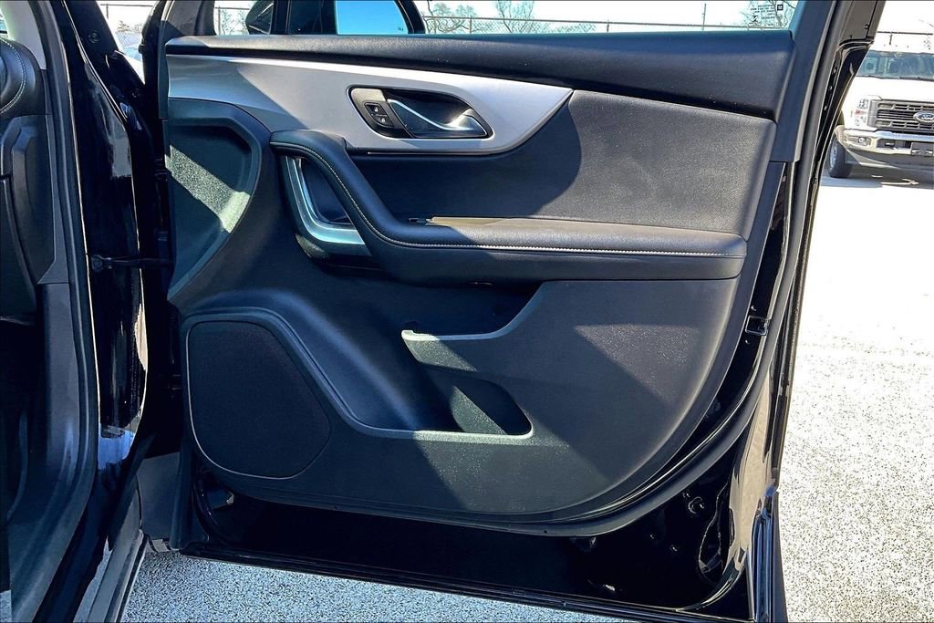 Used 2023 Chevrolet Blazer LT w/ Driver Confidence Package image 22