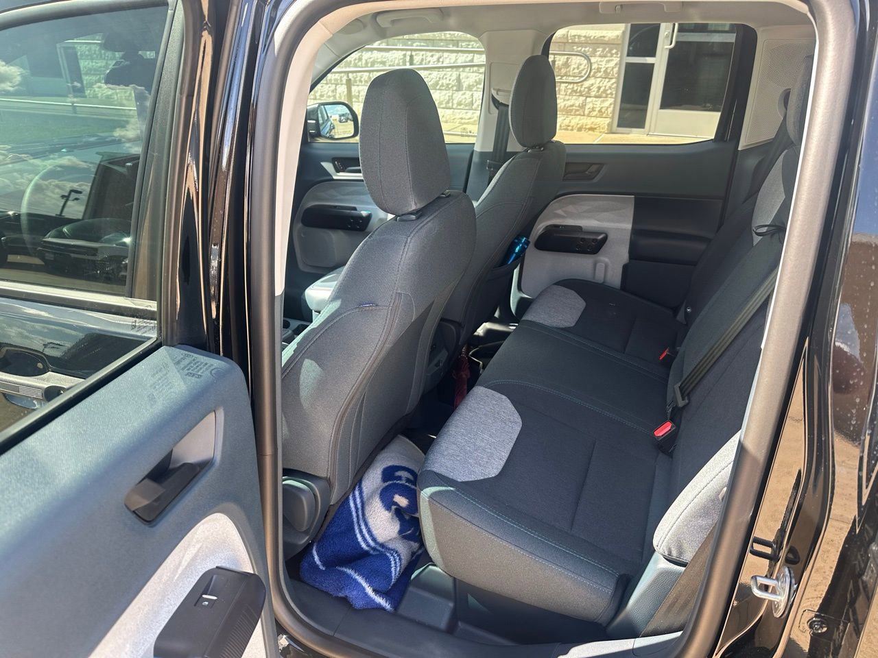 Certified 2025 Ford Maverick XLT image 12