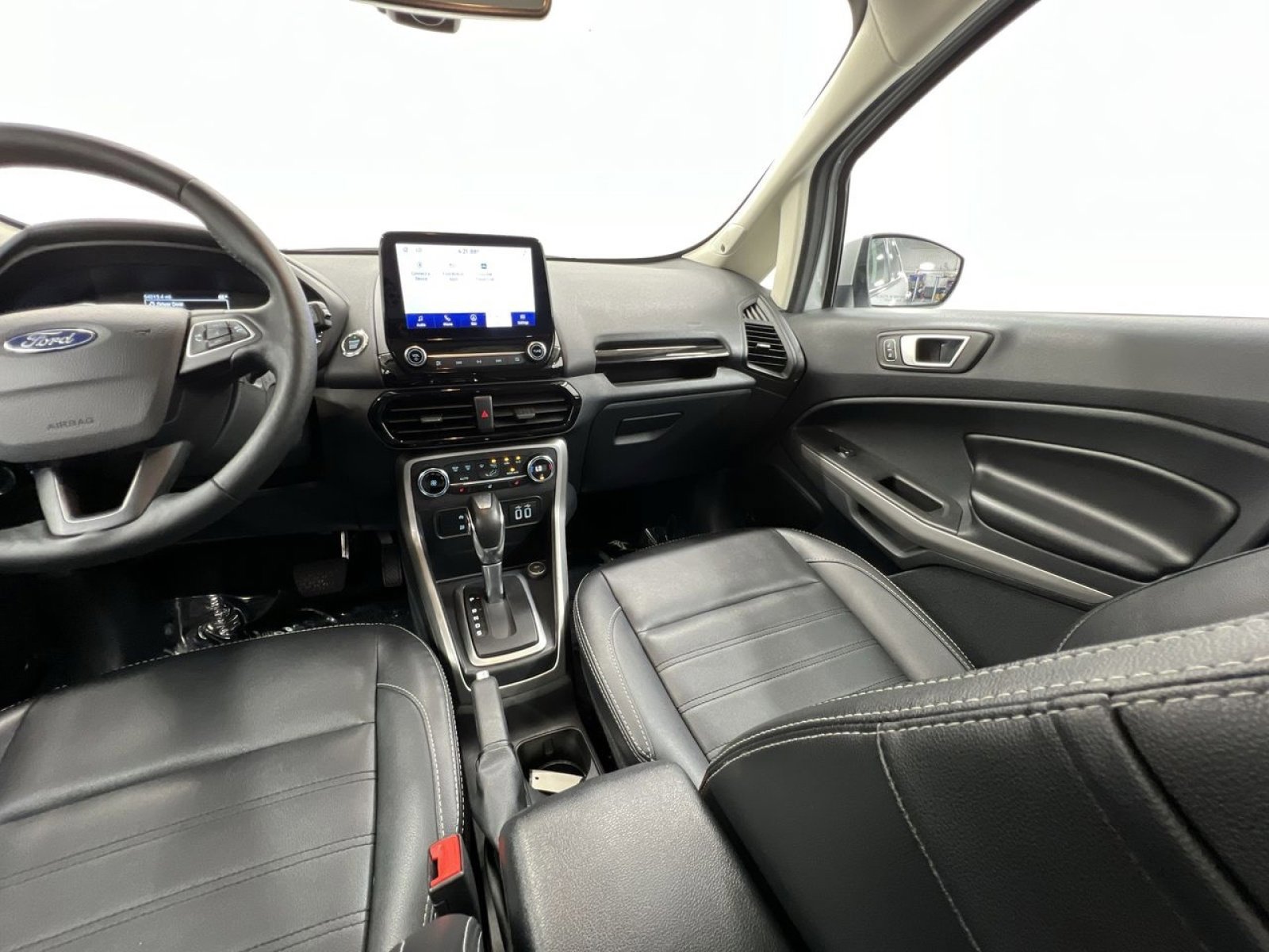 Certified 2021 Ford EcoSport Titanium image 11