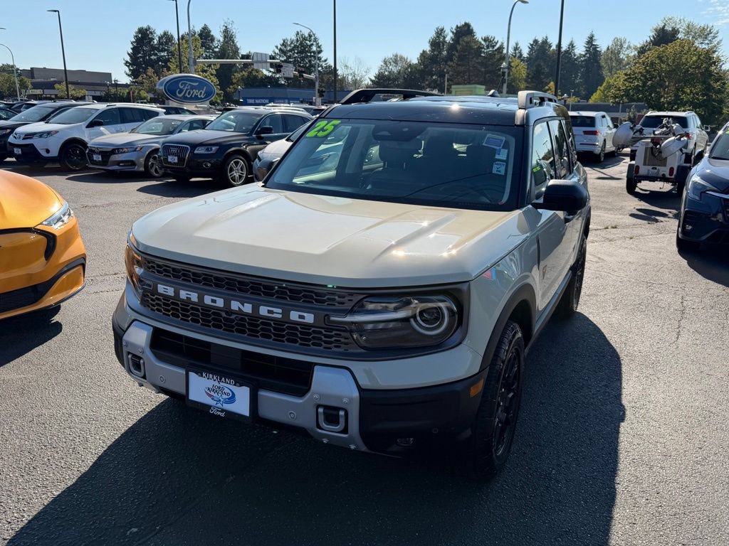 Certified 2025 Ford Bronco Sport Badlands w/ Badlands Tech Package AWD/4WD image 4