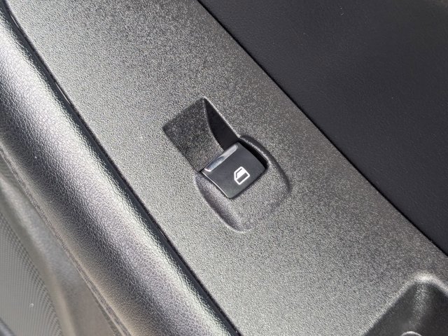 Certified 2023 Ford Edge SEL w/ Convenience Package image 37