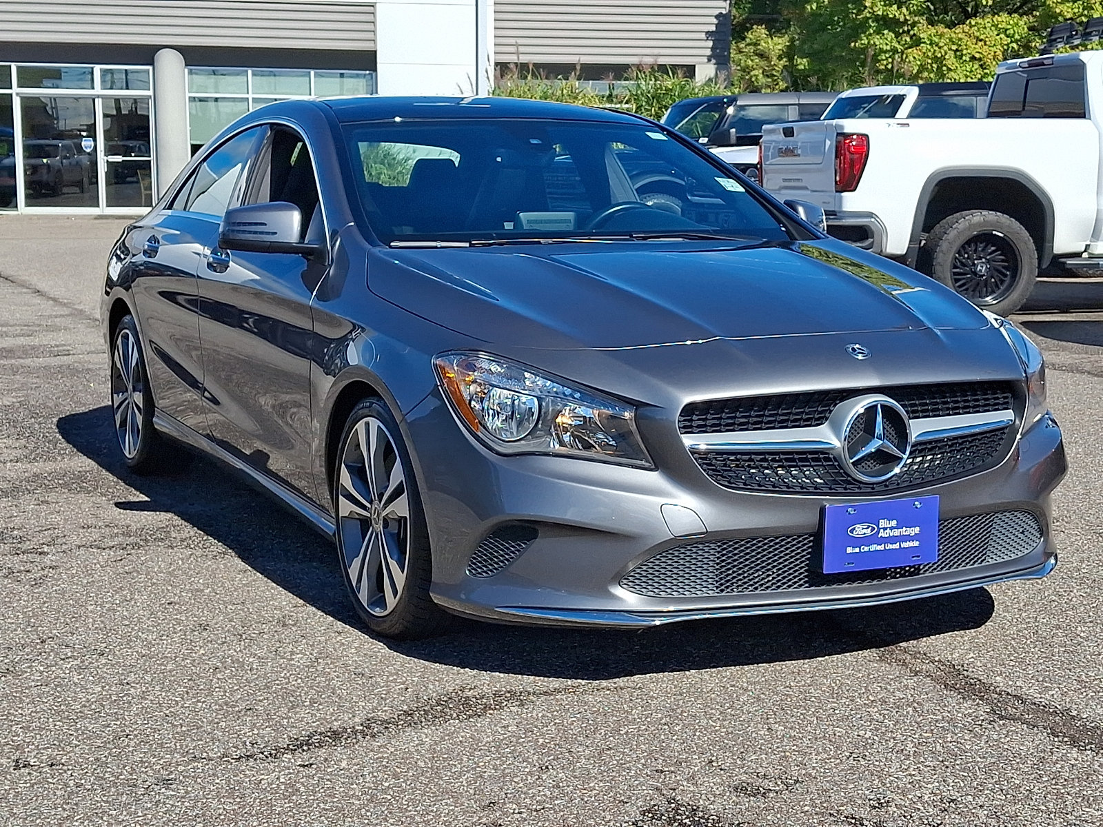 Used 2018 Mercedes-Benz CLA 250 4MATIC image 2