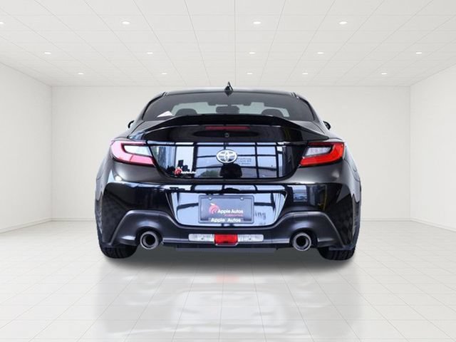 Used 2024 Toyota GR86 Premium RWD image 5
