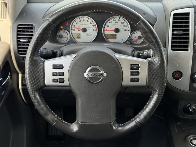 Used 2020 Nissan Frontier PRO-4X w/ Pro-4x Utility Package image 11