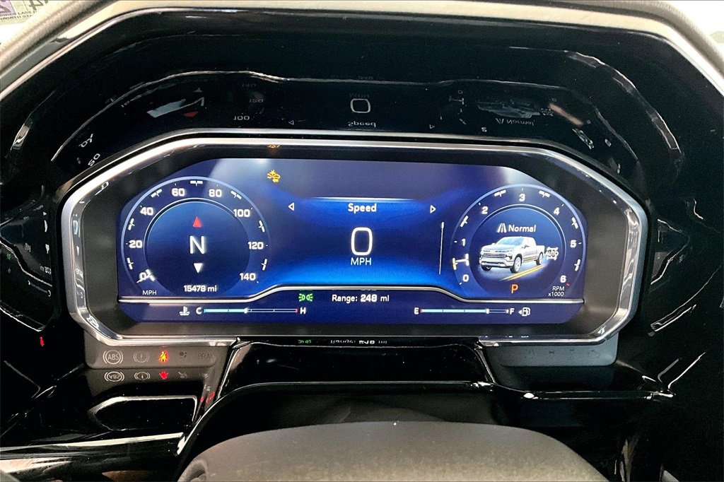 Used 2022 Chevrolet Silverado 1500 ZR2 w/ Technology Package image 18