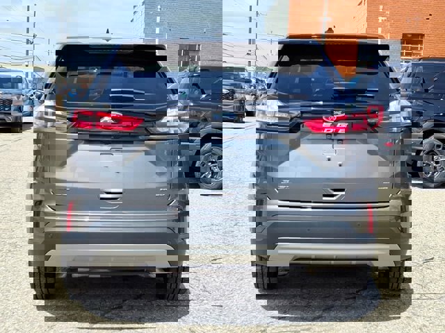 Certified 2023 Ford Edge SEL w/ Convenience Package image 18