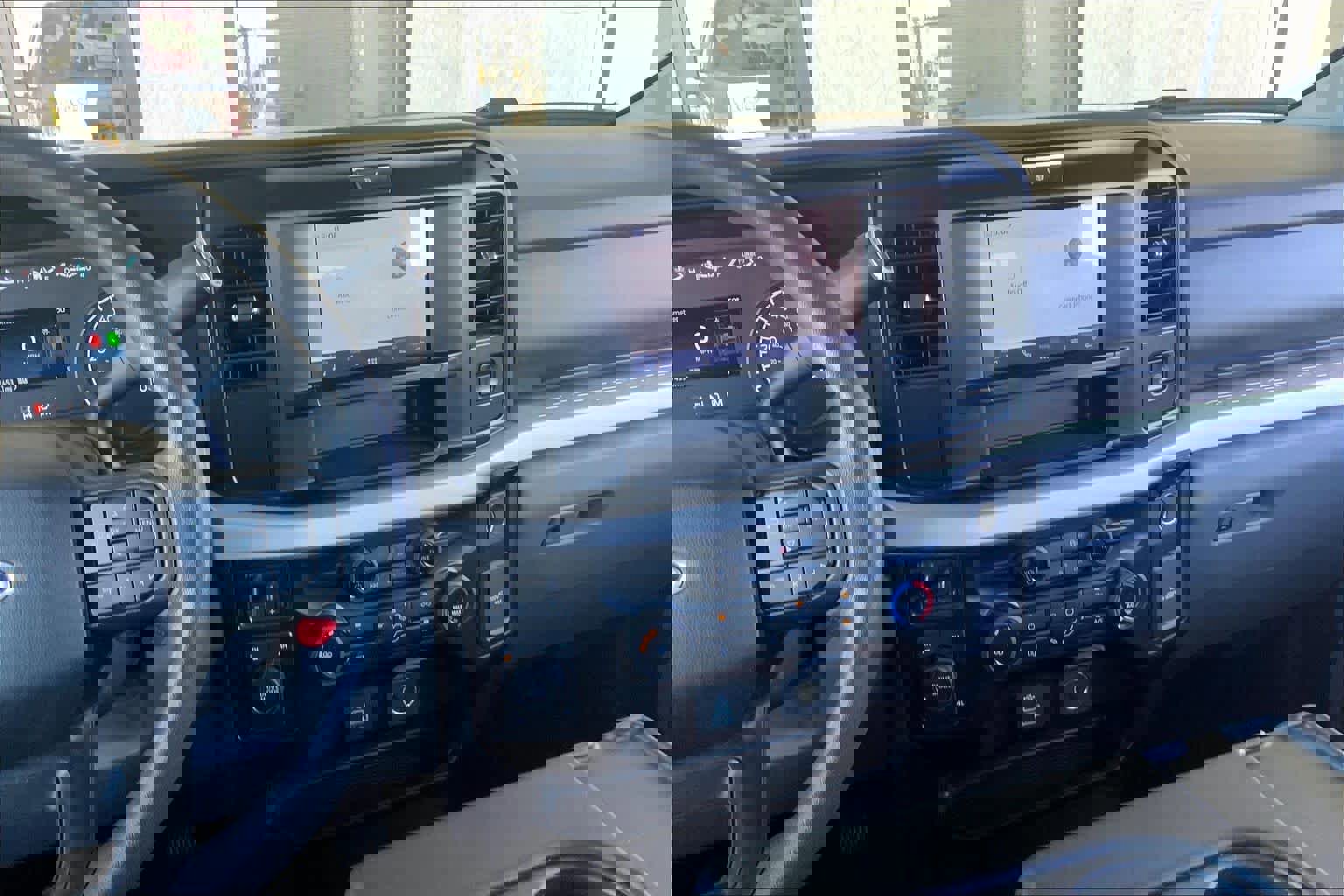 Certified 2025 Ford F250 XLT image 9