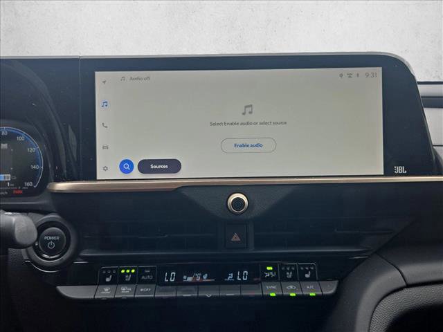 Used 2023 Toyota Crown Platinum AWD/4WD image 13