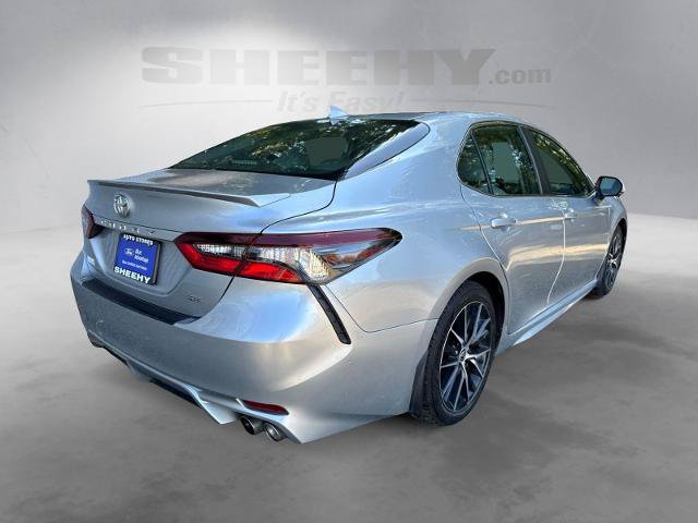 Used 2022 Toyota Camry SE w/ Cold Weather Package FWD image 14