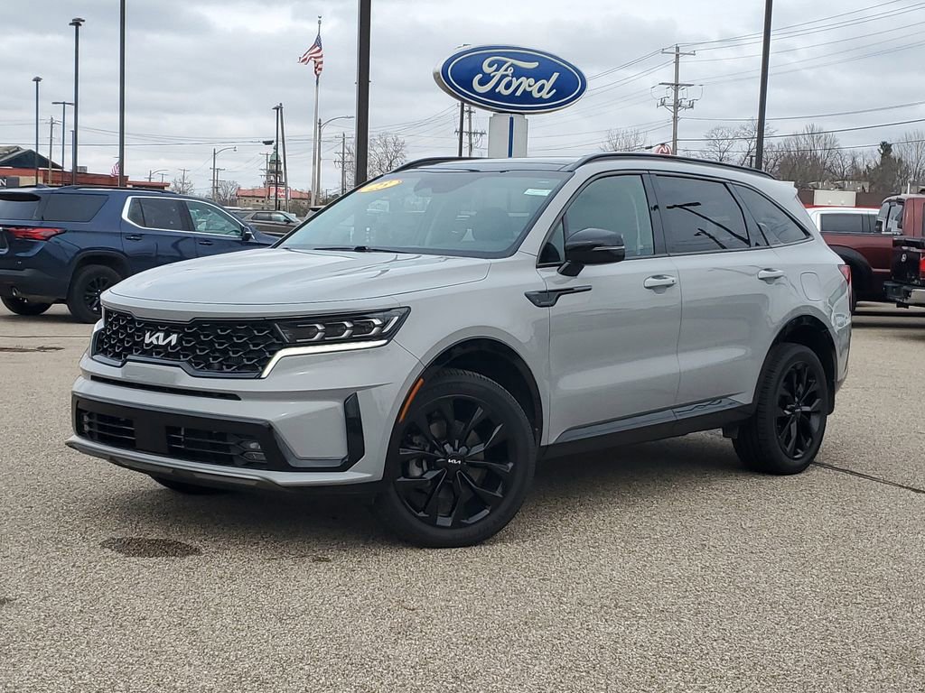 Used 2023 Kia Sorento SX AWD/4WD image 2