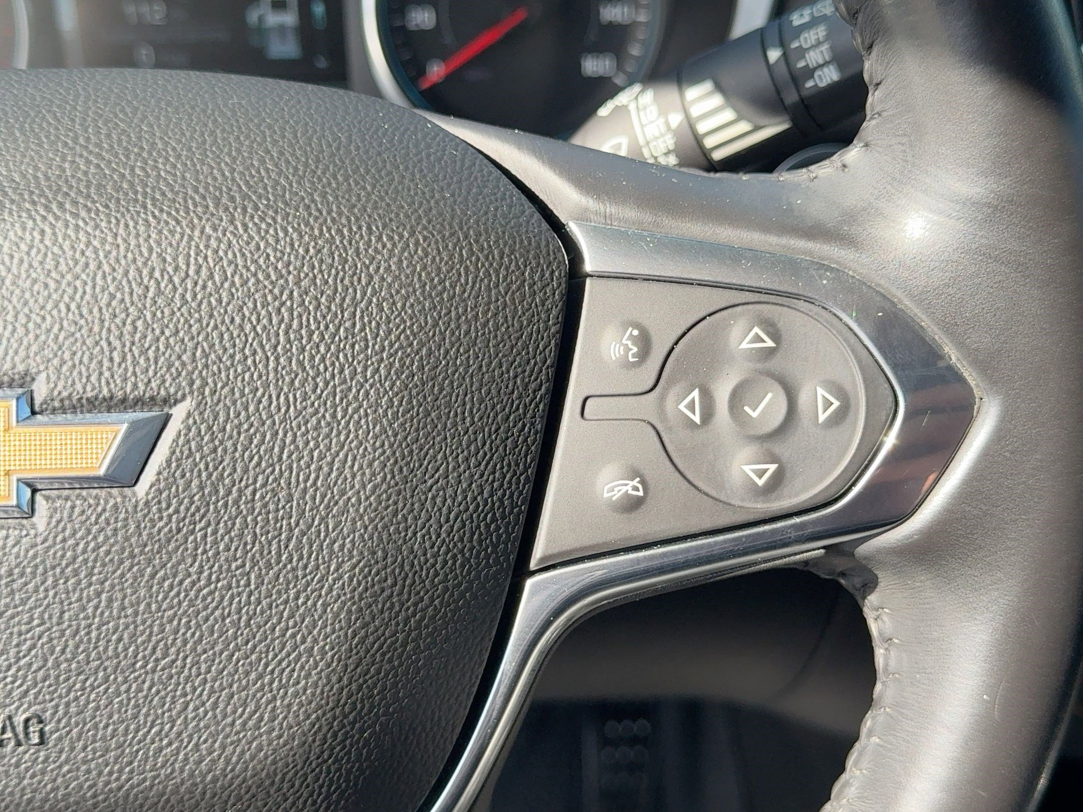 Used 2018 Chevrolet Traverse LT image 22